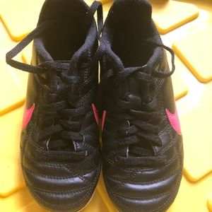 Girls Toddler Nike cleats size 12